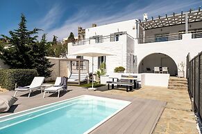 Azzurro Bianco Suites