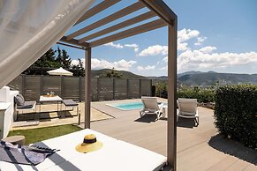 Azzurro Bianco Suites