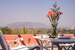 Leaves Valley Resort