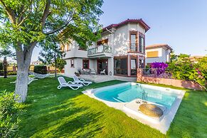 Vista Villas & Suites