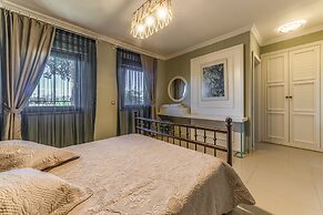 Vista Villas & Suites