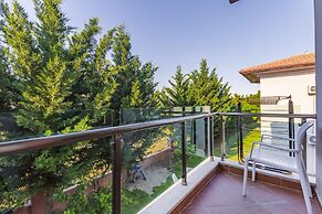 Vista Villas & Suites