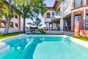 Vista Villas & Suites