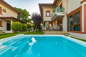 Vista Villas & Suites