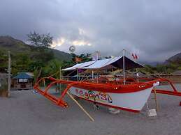 Megan's Paradisio Beachfront Villa