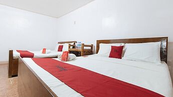 Megan's Paradisio Beach Resort