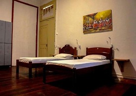 Reviver Hostel