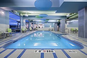 Holiday Inn Express & Suites Kelowna - East by IHG