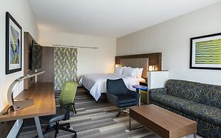 Holiday Inn Express & Suites Kelowna - East by IHG