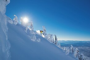 Holiday Inn Express & Suites Kelowna - East by IHG