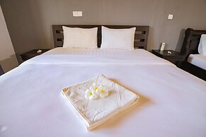 Riviera Hotel & Resort Kep