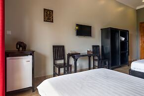 Riviera Hotel & Resort Kep