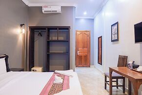 Riviera Hotel & Resort Kep