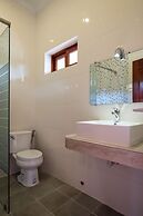 Riviera Hotel & Resort Kep