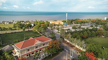 Riviera Hotel & Resort Kep