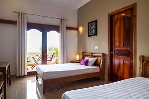 Riviera Hotel & Resort Kep