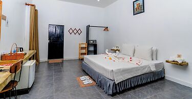 Koh Rong Hill Beach Resort