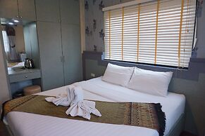 Phuruaboutique Hotel & Saunas