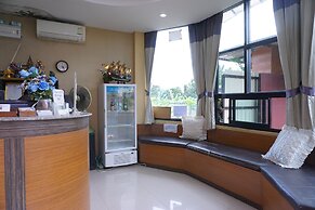 Phuruaboutique Hotel & Saunas