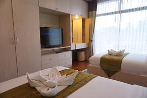 Phuruaboutique Hotel & Saunas