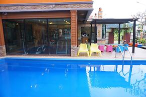 Phuruaboutique Hotel & Saunas