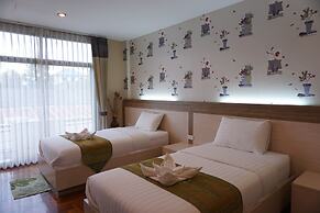 Phuruaboutique Hotel & Saunas