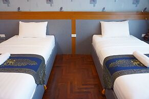 Phuruaboutique Hotel & Saunas