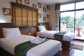 Phuruaboutique Hotel & Saunas