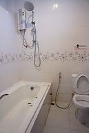 Phuruaboutique Hotel & Saunas