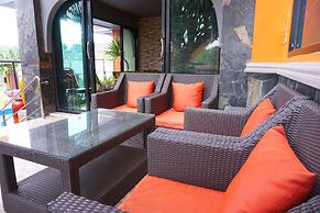 Phuruaboutique Hotel & Saunas