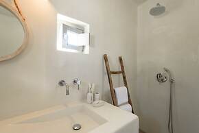 Sandy & Salty Villas