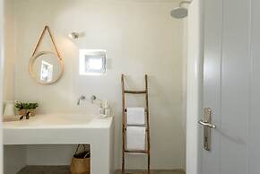 Sandy & Salty Villas