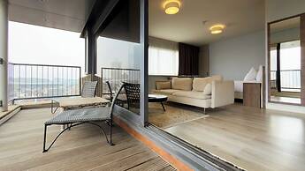 Rotterdam Teleport Hotel