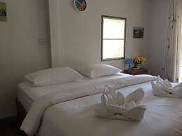 Norn Nab Dao RimPhu Resort