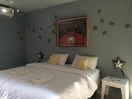 Norn Nab Dao RimPhu Resort