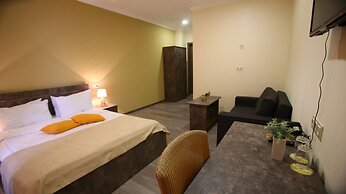 Hotel Nabadi