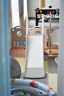 Crowne Plaza Qingdao Oriental Movie Metropolis by IHG