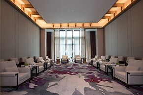 Crowne Plaza Qingdao Oriental Movie Metropolis by IHG