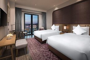 Crowne Plaza Qingdao Oriental Movie Metropolis by IHG