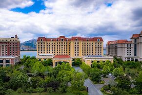 Crowne Plaza Qingdao Oriental Movie Metropolis by IHG