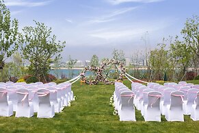 Crowne Plaza Qingdao Oriental Movie Metropolis by IHG