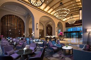 Crowne Plaza Qingdao Oriental Movie Metropolis by IHG