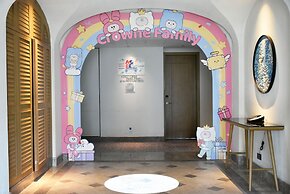 Crowne Plaza Qingdao Oriental Movie Metropolis by IHG