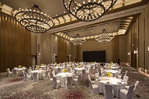 Crowne Plaza Qingdao Oriental Movie Metropolis by IHG