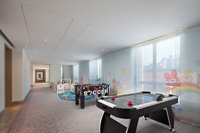 Crowne Plaza Qingdao Oriental Movie Metropolis by IHG