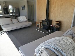 Manuka Retreat