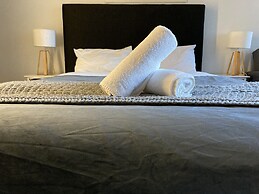 Rose Lane Serviced Apartment