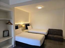 Pure Motel