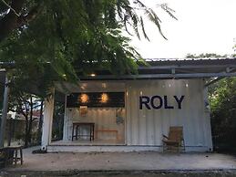 Roly Airport Residence
