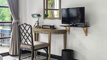 Issara Boutique Winery Hotel